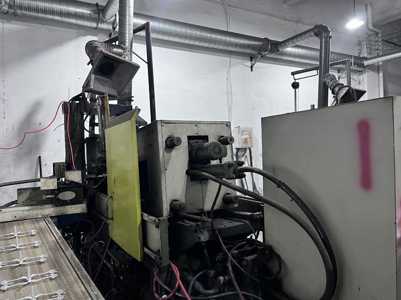 جنہوا ہنجیا کی ورکشاپس کی لائٹس ہمیشہ جلتی کیوں رہتی ہیں؟